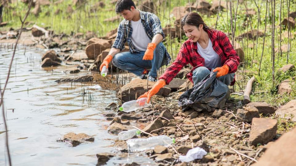 reducing plastic use